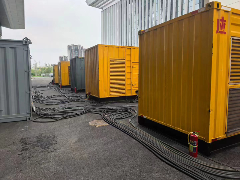 和顺不同季节柴油发电机组保养有哪些注意事项?