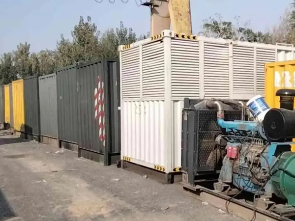 和顺200KW柴油发电机机组每小时油耗是多少？